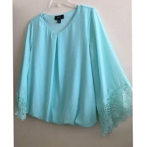Aqua lace top